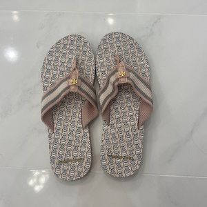 Tory Burch Rose color flip flop size 8